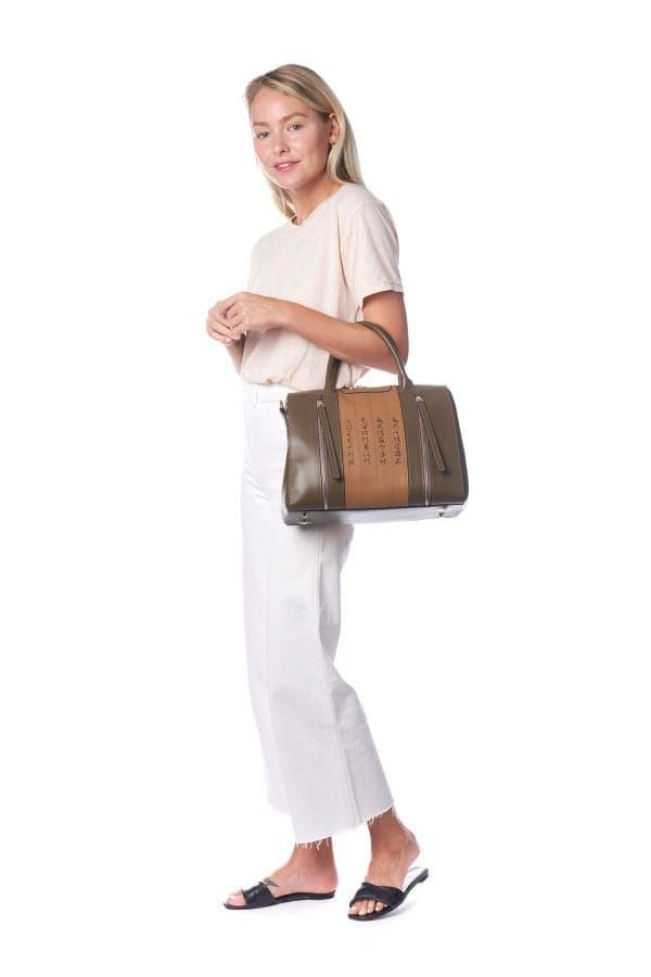 Bellorita - Calligraphy Green Crossbody Bag - Image 4