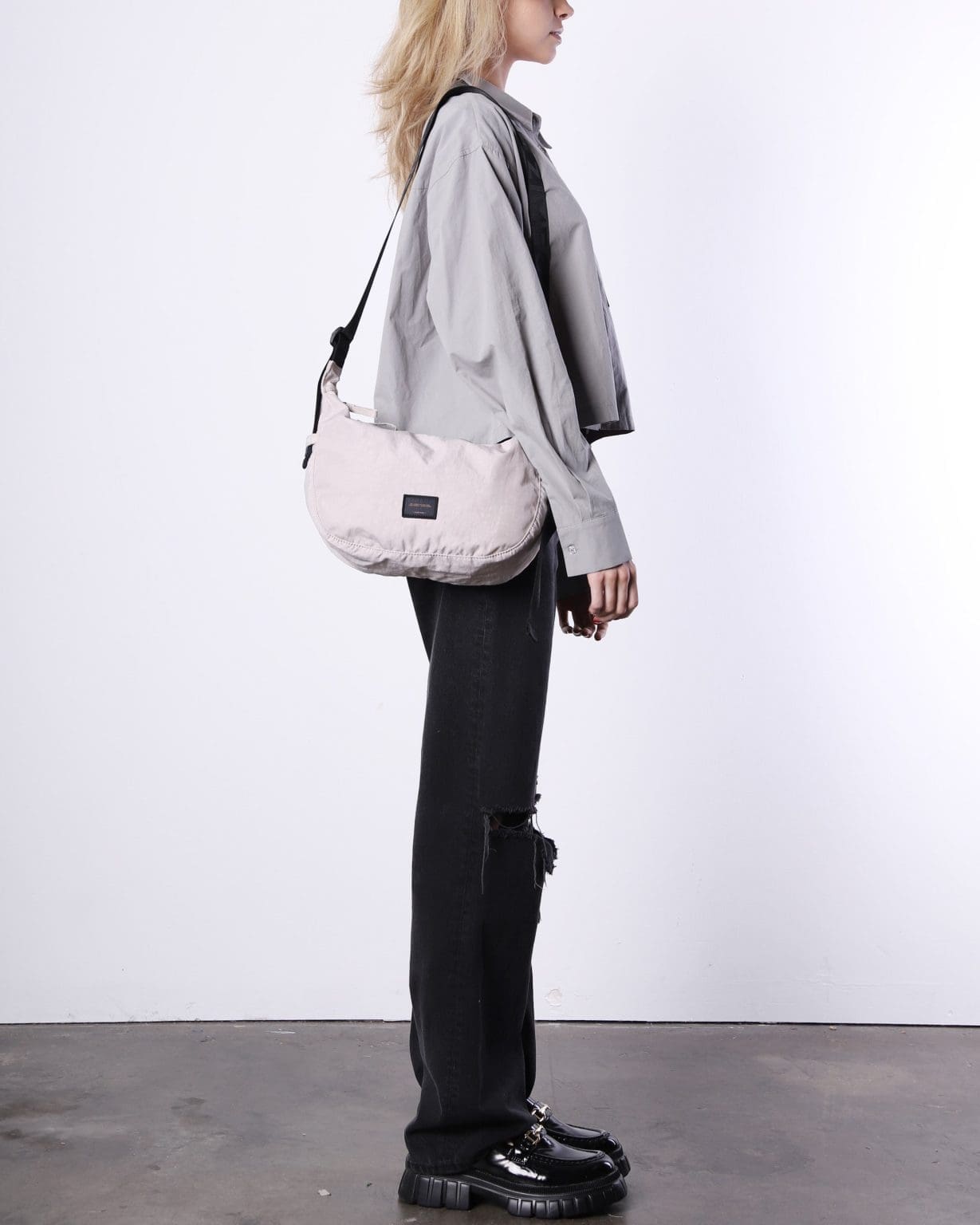 Zimego Everywhere Crescent Crossbody Bag 2