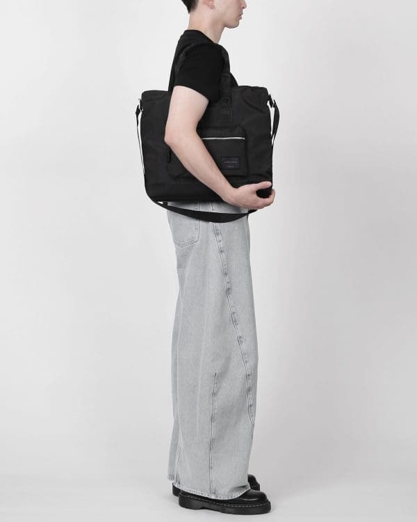 Zimego - Classic Zip Pocket Laptop Bag - Awesome