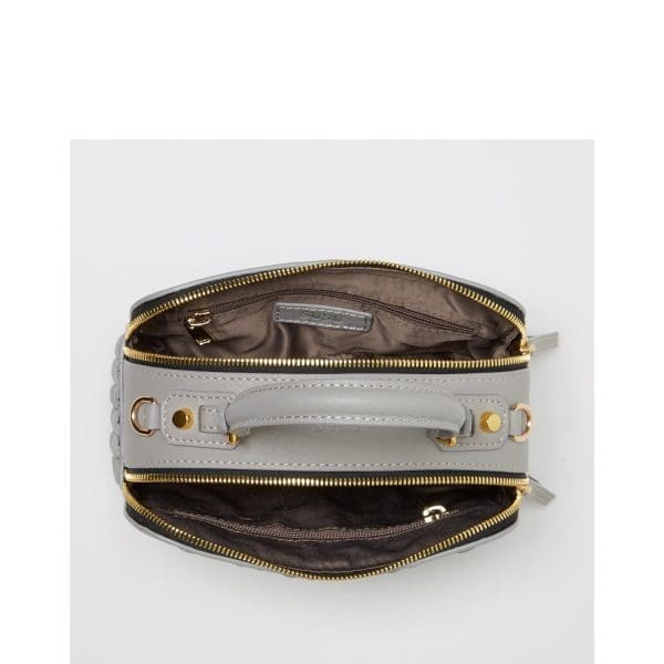 SUSU Kayla Light Gray Weave Leather Crossbody Bag - Image 6