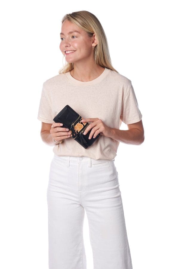 Bellorita - Cloud Black Continental Wallet - Image 4