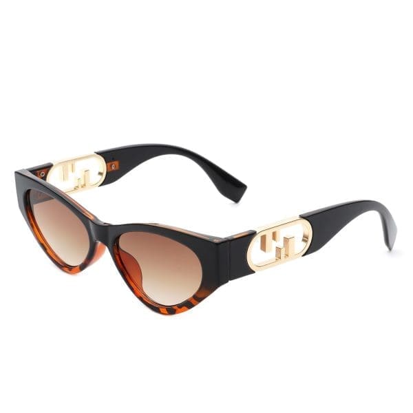 Cramilo Eyewear Phoenixx - Retro Cat Eye Sunglasses