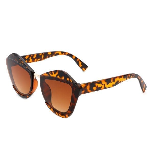 Cramilo Eyewear Infernia - Square Cat Eye Sunglasses - Image 5
