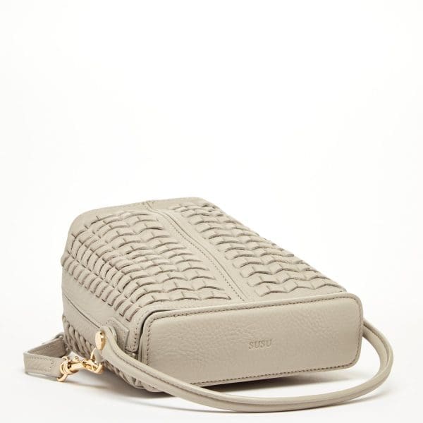 SUSU Anna Woven Grayish Beige Leather Shoulder Bag - Image 6