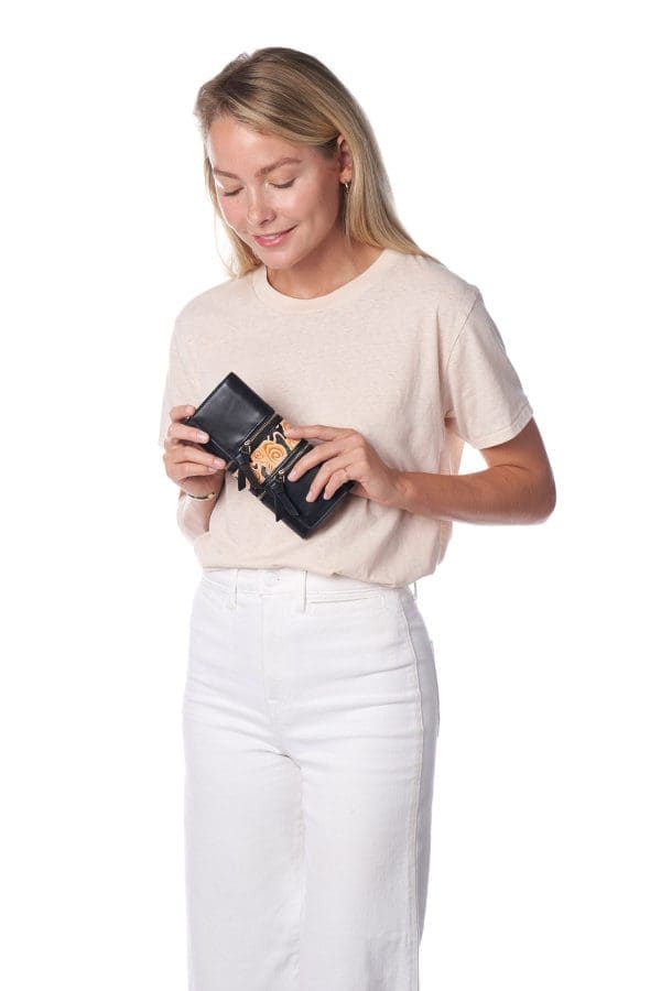 Bellorita - Cloud Black Continental Wallet - Image 5