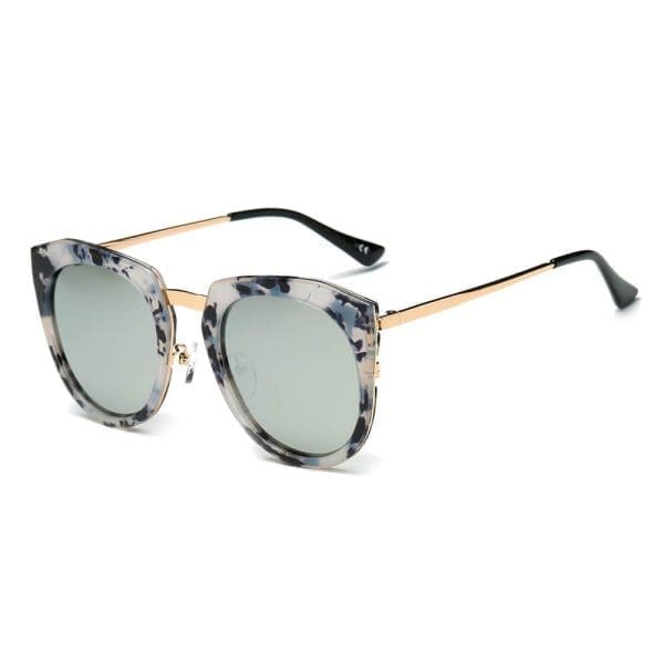 Cramilo Eyewear Ferndale - Mirrored Polarized Cat Eye Sunglasses - Image 5