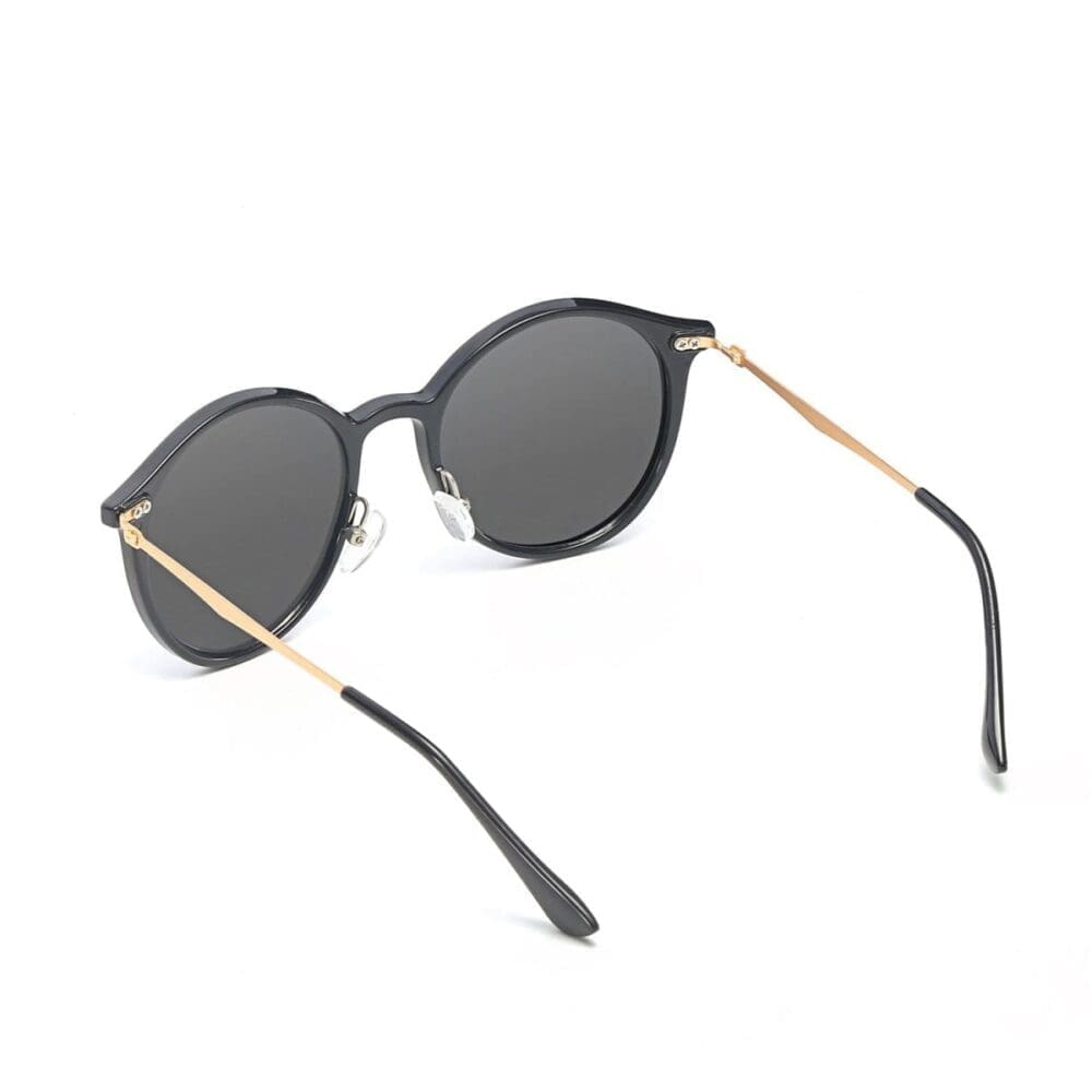 Cramilo Eyewear Dewitt Horn Rimmed Keyhole Sunglasses 11