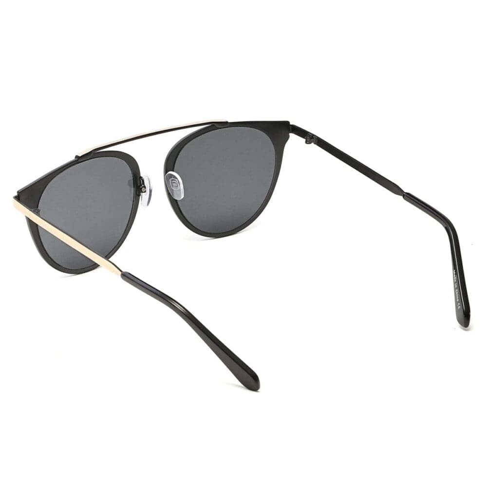 Cramilo Eyewear Frisco Horn Rimmed Metal Sunglasses 12