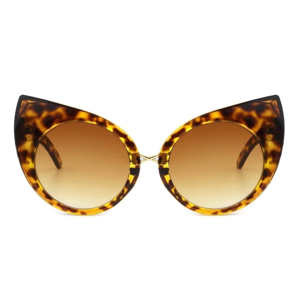 Cramilo Eyewear Iridessa High Pointed Cat Eye Sunglasses 5