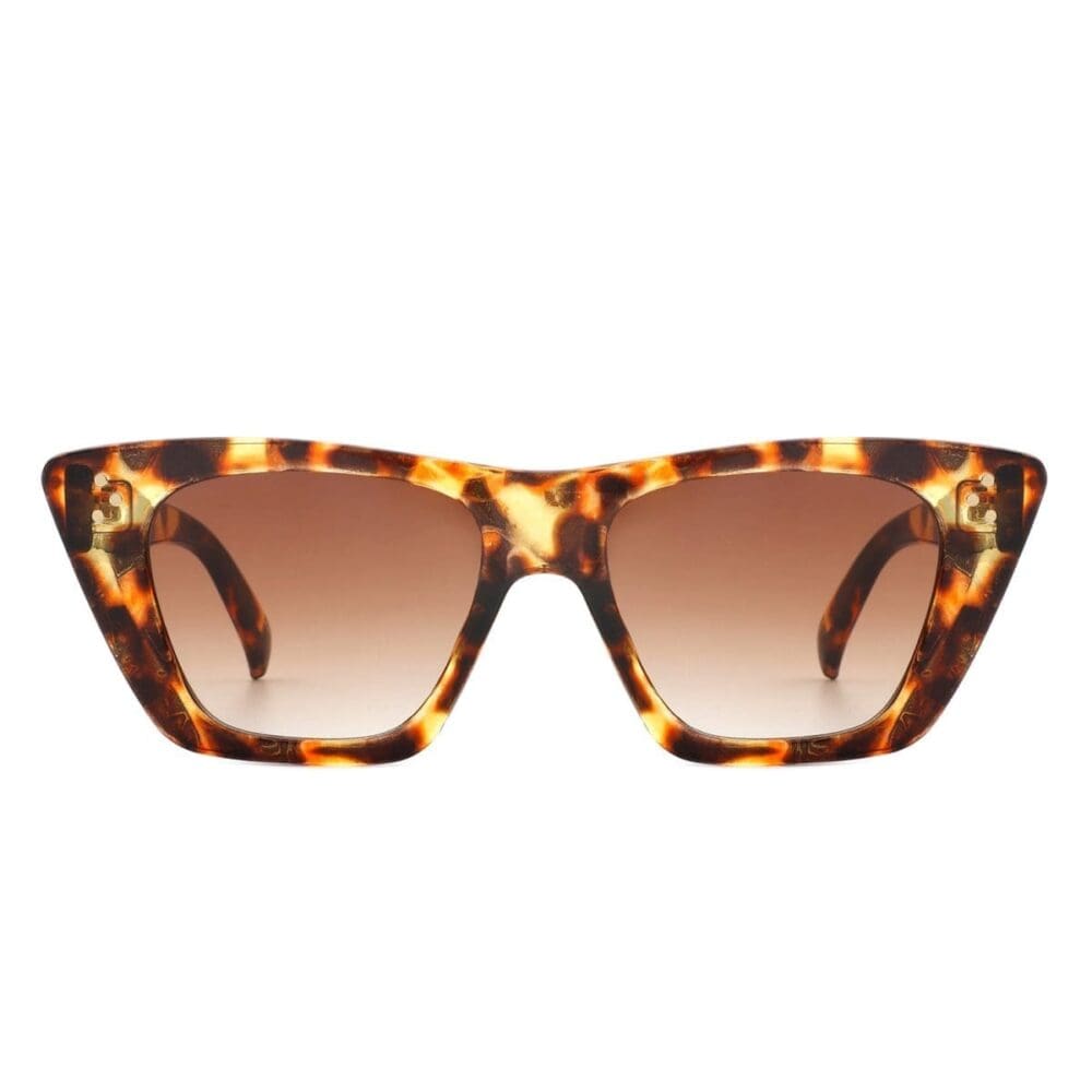 Cramilo Eyewear Lightnin Retro Cat Eye Square Sunglasses 5