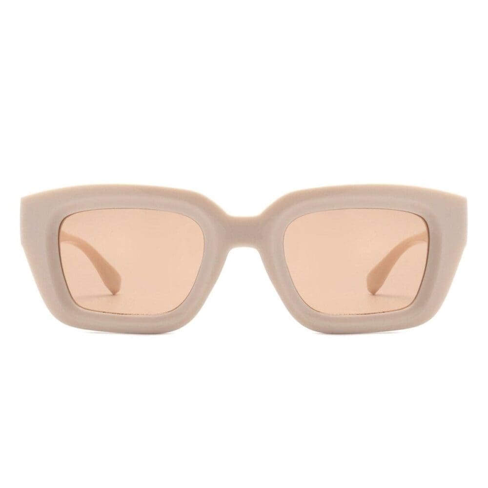 Cramilo Eyewear Moonluxe Classic Retro Square Tinted Sunglasses 11