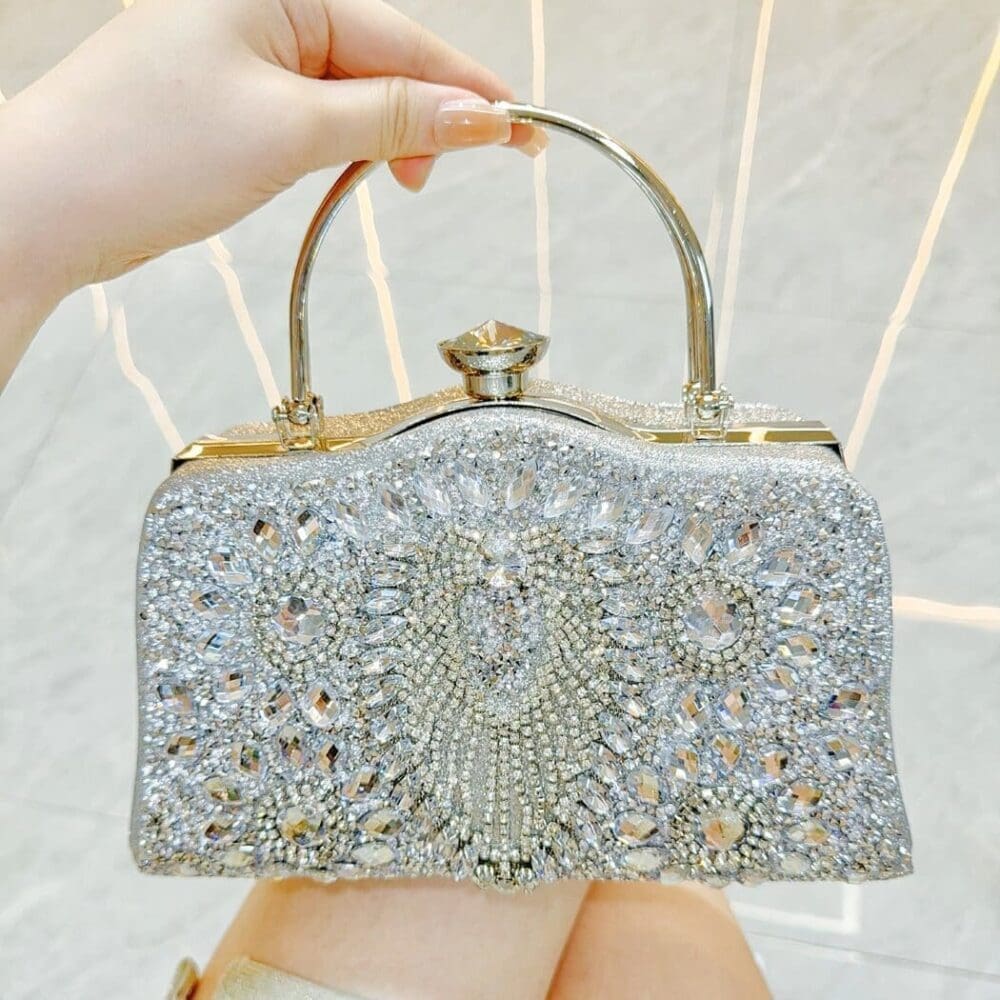 Shomico Nightout Bag With Diamond Inlaid 4