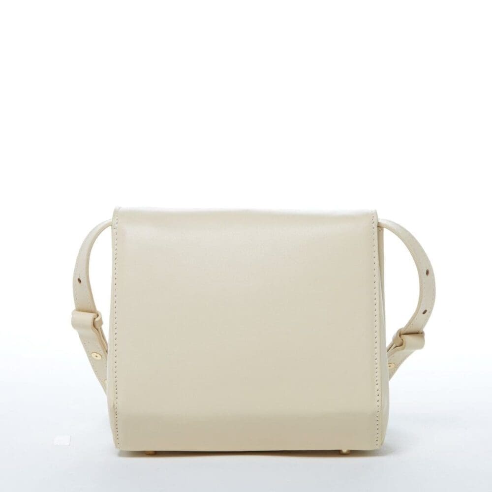 Susu Elizabeth Off White Leather Shoulder Bag 4