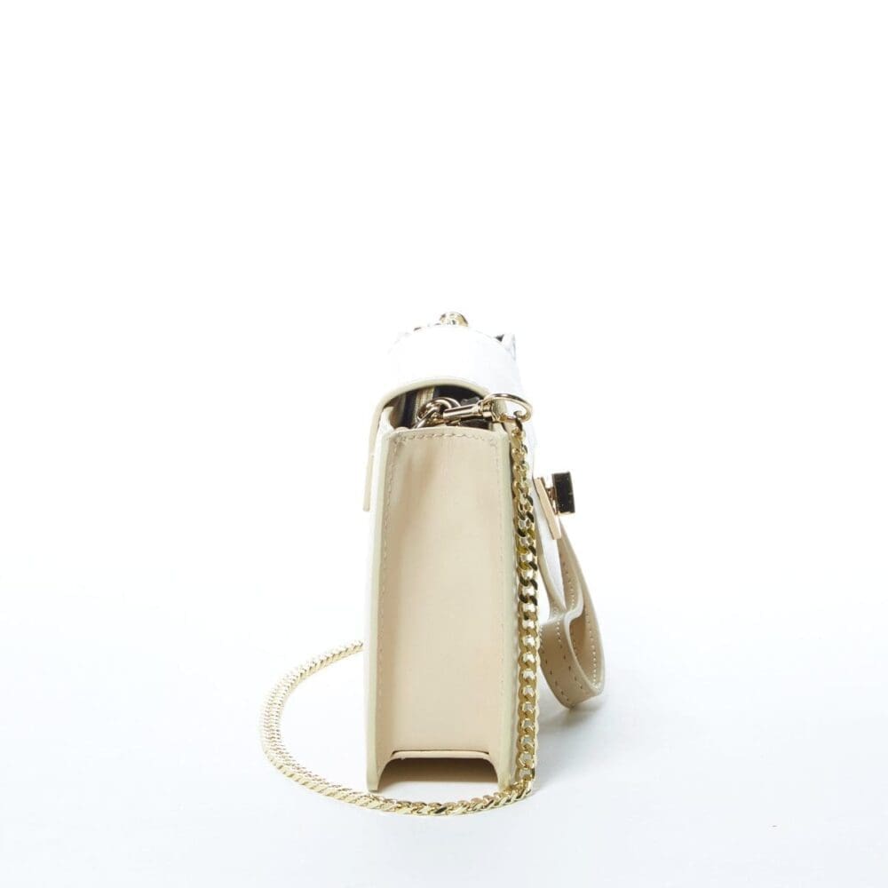 Susu Mary Off White Leather Crossbody Bag Wristlet 3