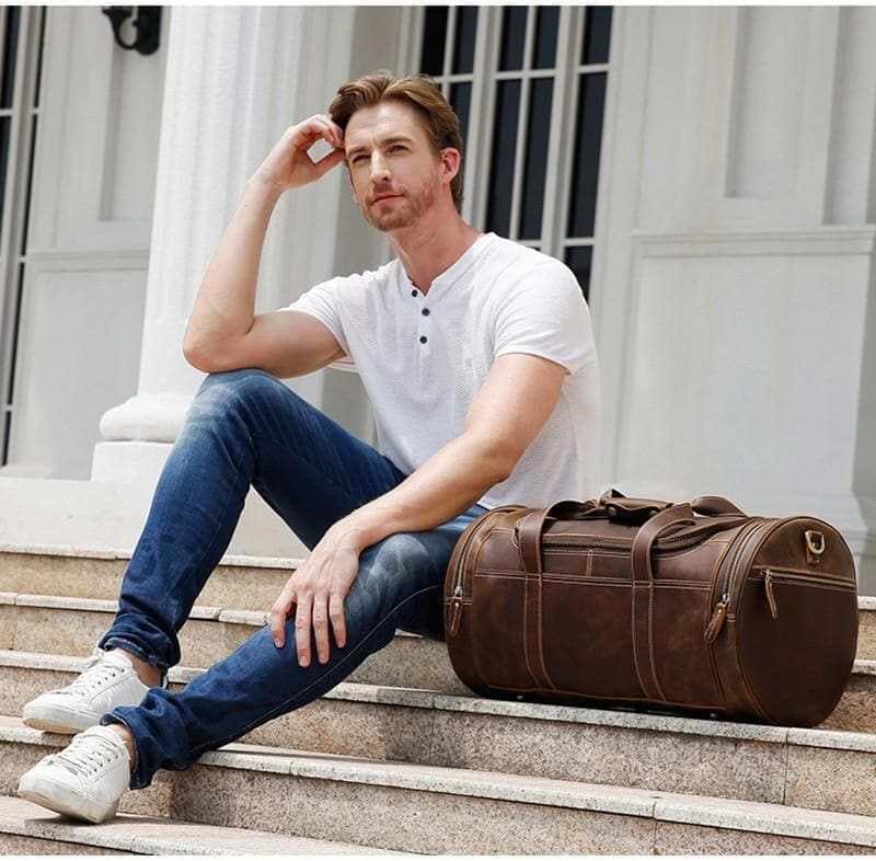 The Wainwright Weekender Round Vintage Leather Weekender 8