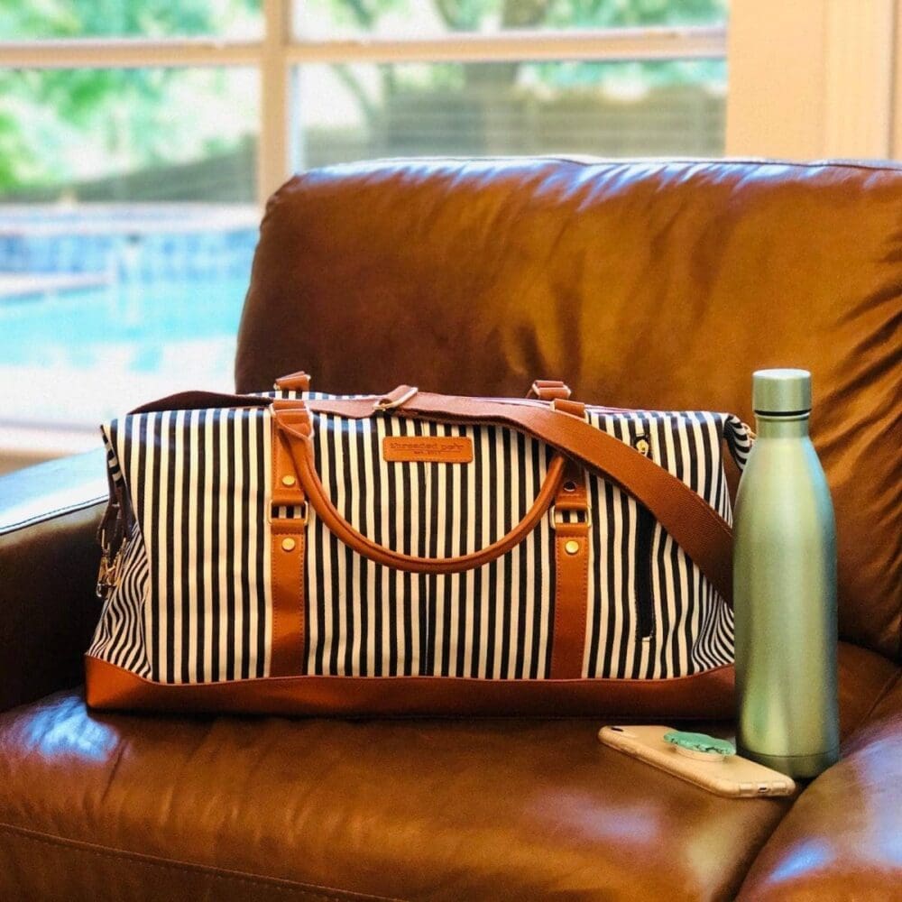 Threaded Pear Canvas Weekender 5