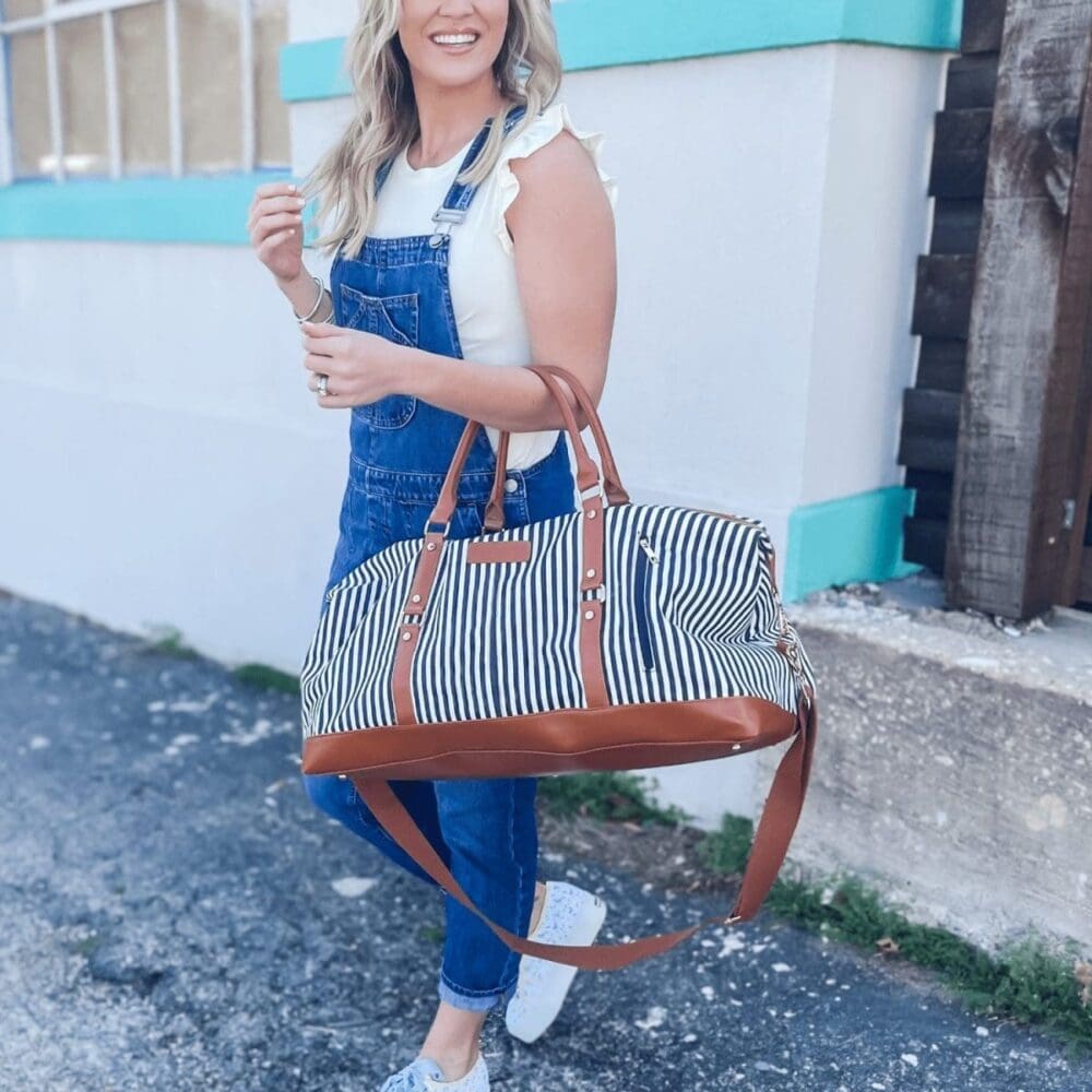 Threaded Pear Canvas Weekender 7