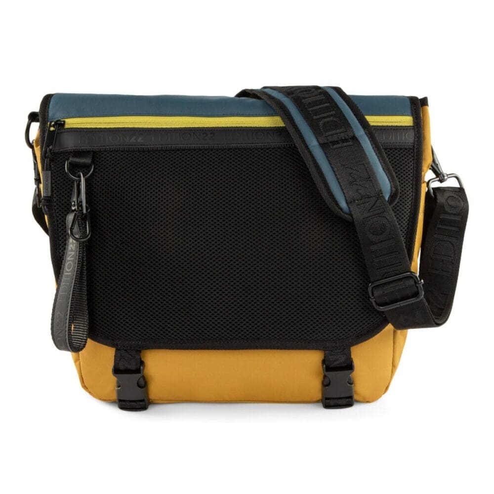 Bugatti - Journey Messenger Bag - Image 7