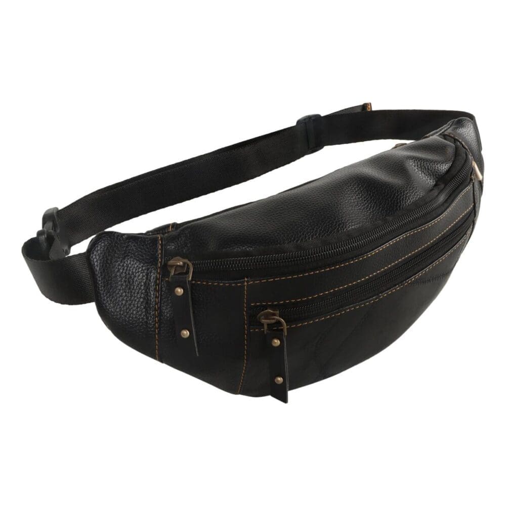 Vaan Fanny Pack With Front Pocket In Black 4