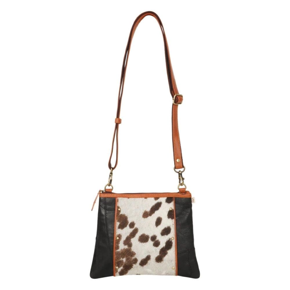 Vaan Noa Angled Crossbody Bag Hairon 2