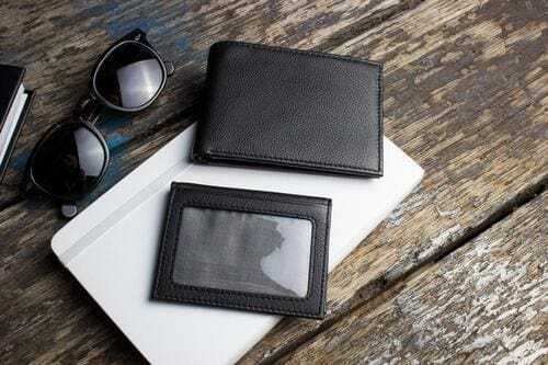 Kiko - Traditional Bifold Wallet - Image 18