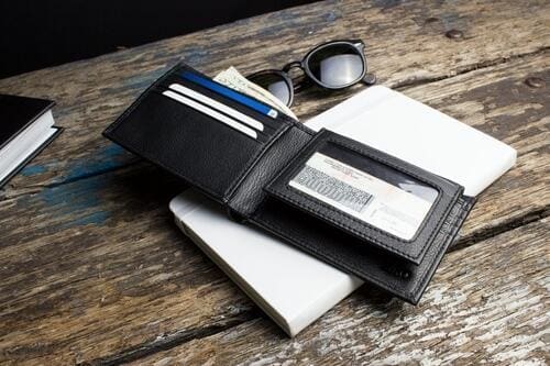 Kiko - Traditional Bifold Wallet - Image 12