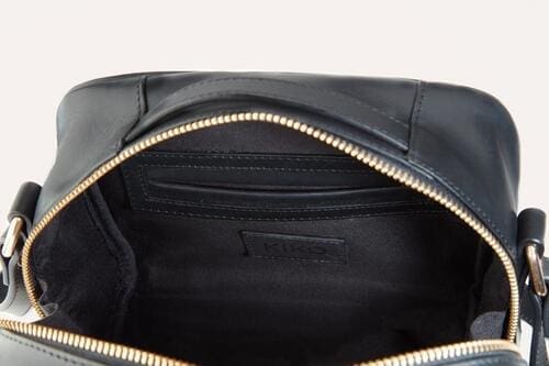 Kiko - Boxed Crossbody Bag - Beautiful - Image 5