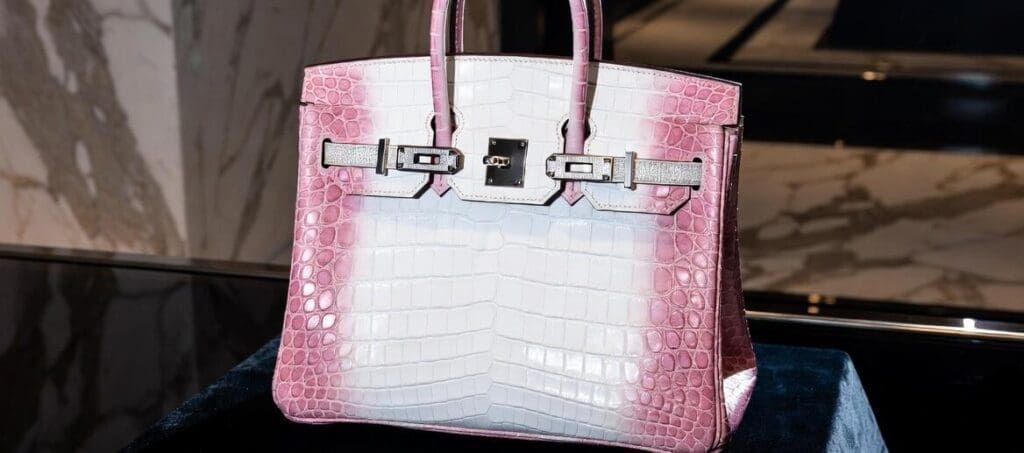 handbag theft